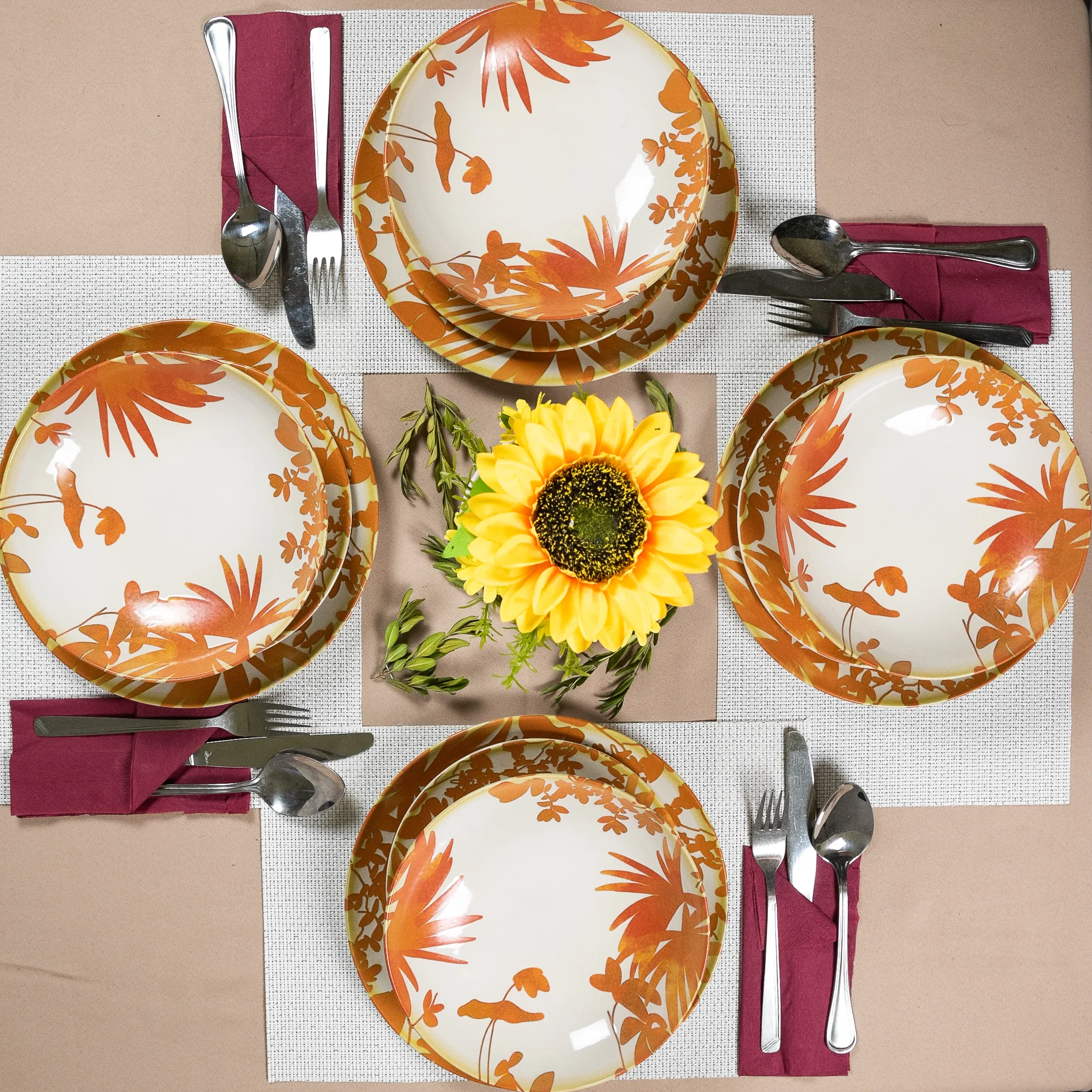 Set 12 Piese Summer 66 Portocaliu: 4 Farfurii Intinse 26cm, 4 Farfurii Desert 20cm  4 Boluri 21cm 500ml 2