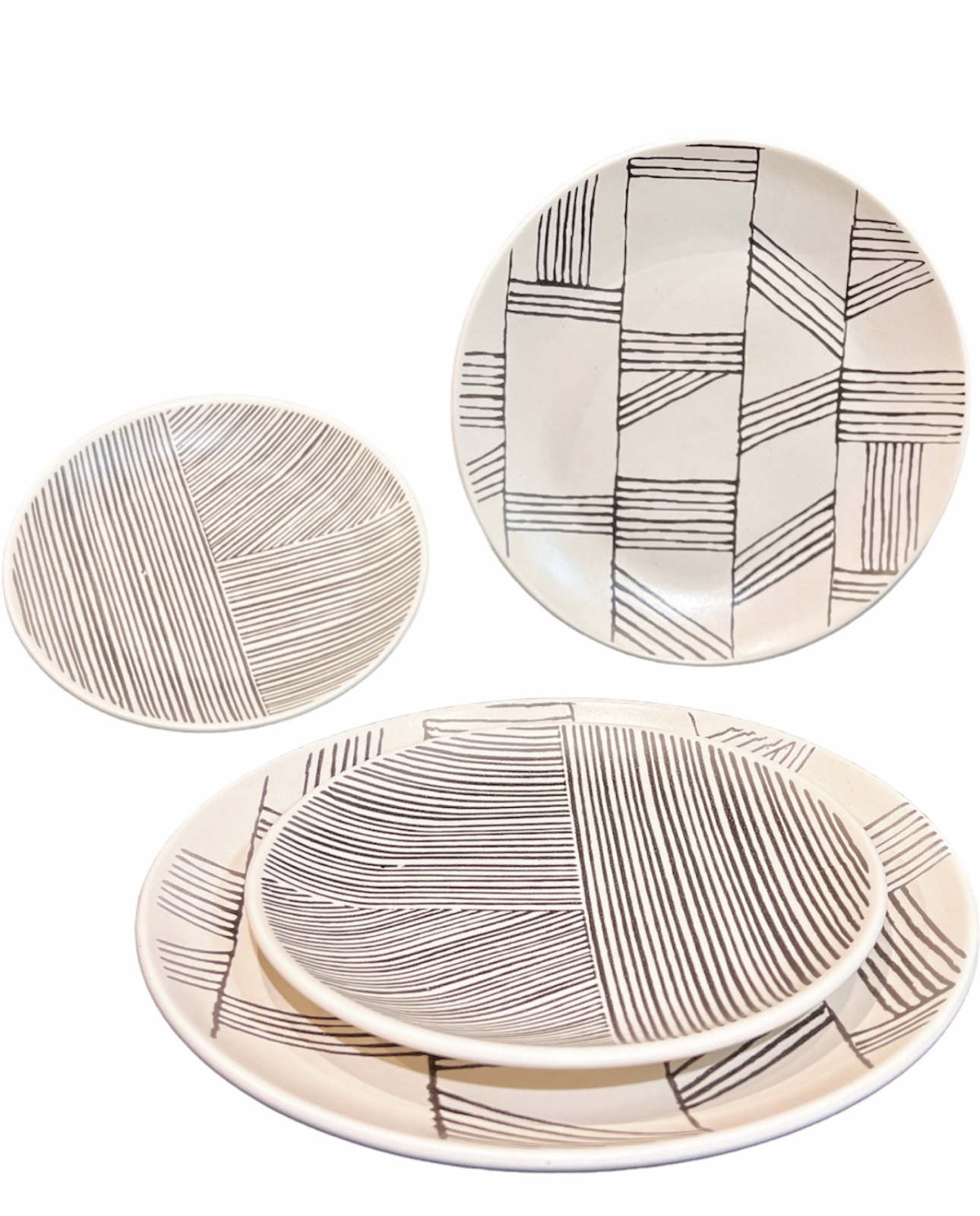 Set 12 Farfurii Ceramica (6 buc Desert 21cm, 6 buc Mari 26cm) Decorama Bej Deschis cu Pensulare Manuala Linii Neagre 4