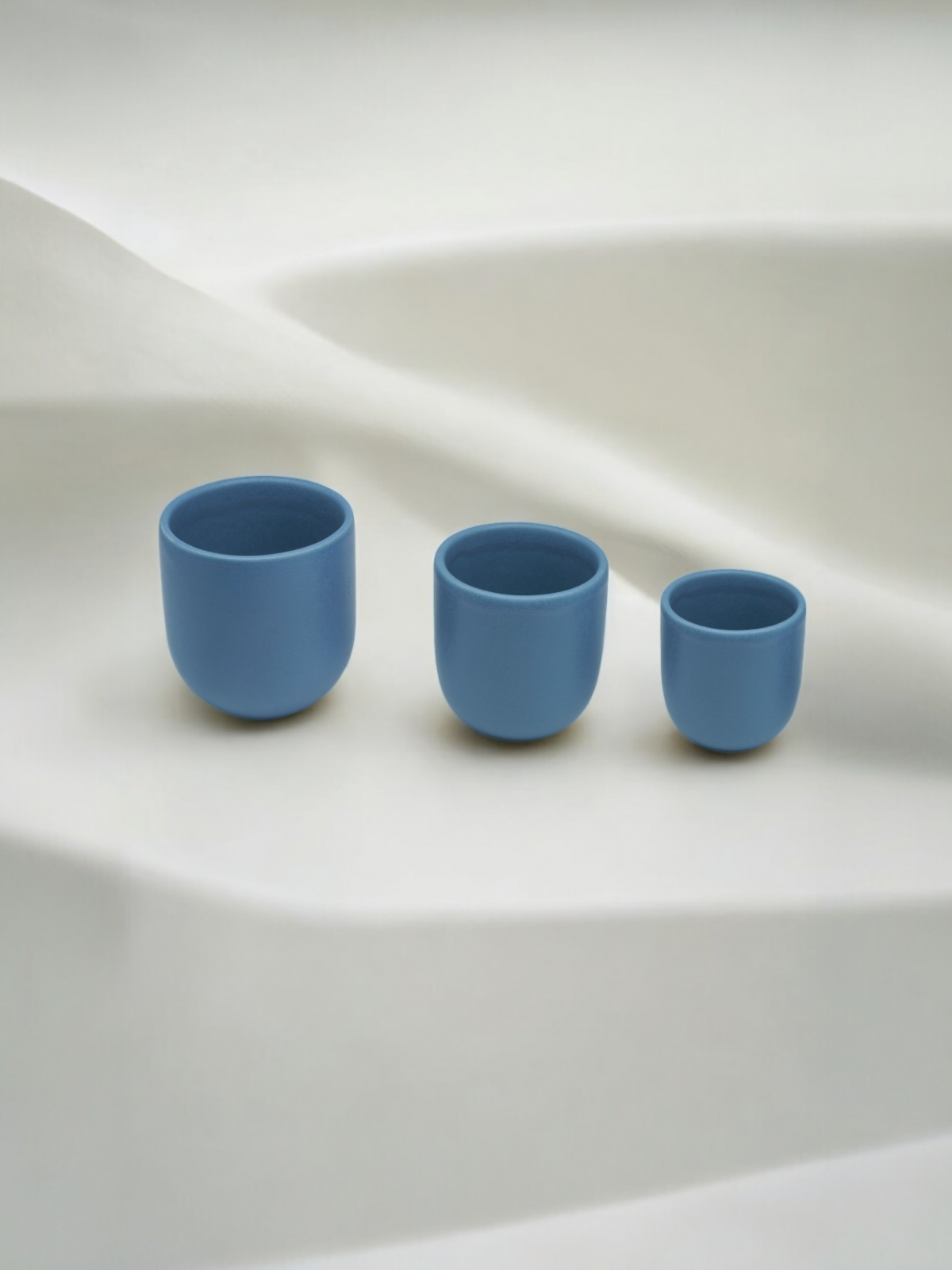 Set 3 Pahare Cafea NOVUM Velaris Blue Moon (Luna Albastra Mat) ,   250 ml, 150 ml, 80 ml ,   Gresie Ceramica Glazurata Manual 2