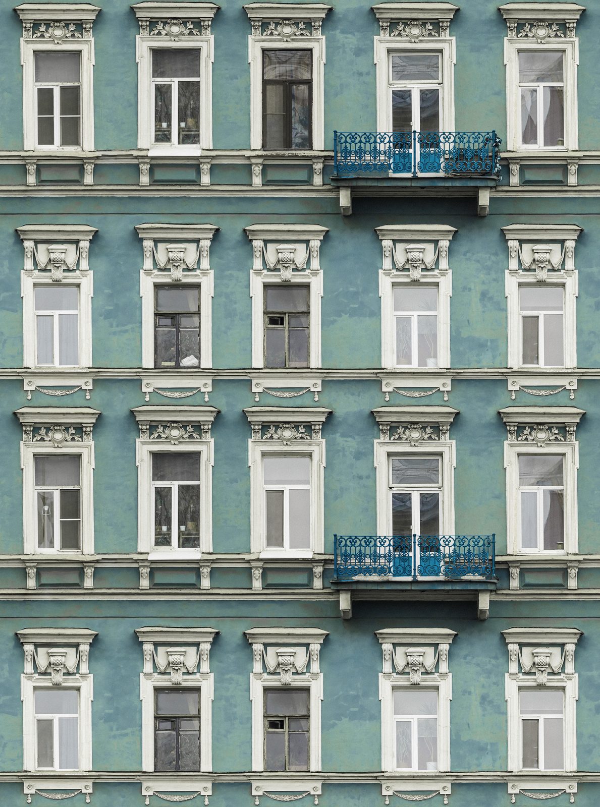 Strada Azul, Rebel Walls