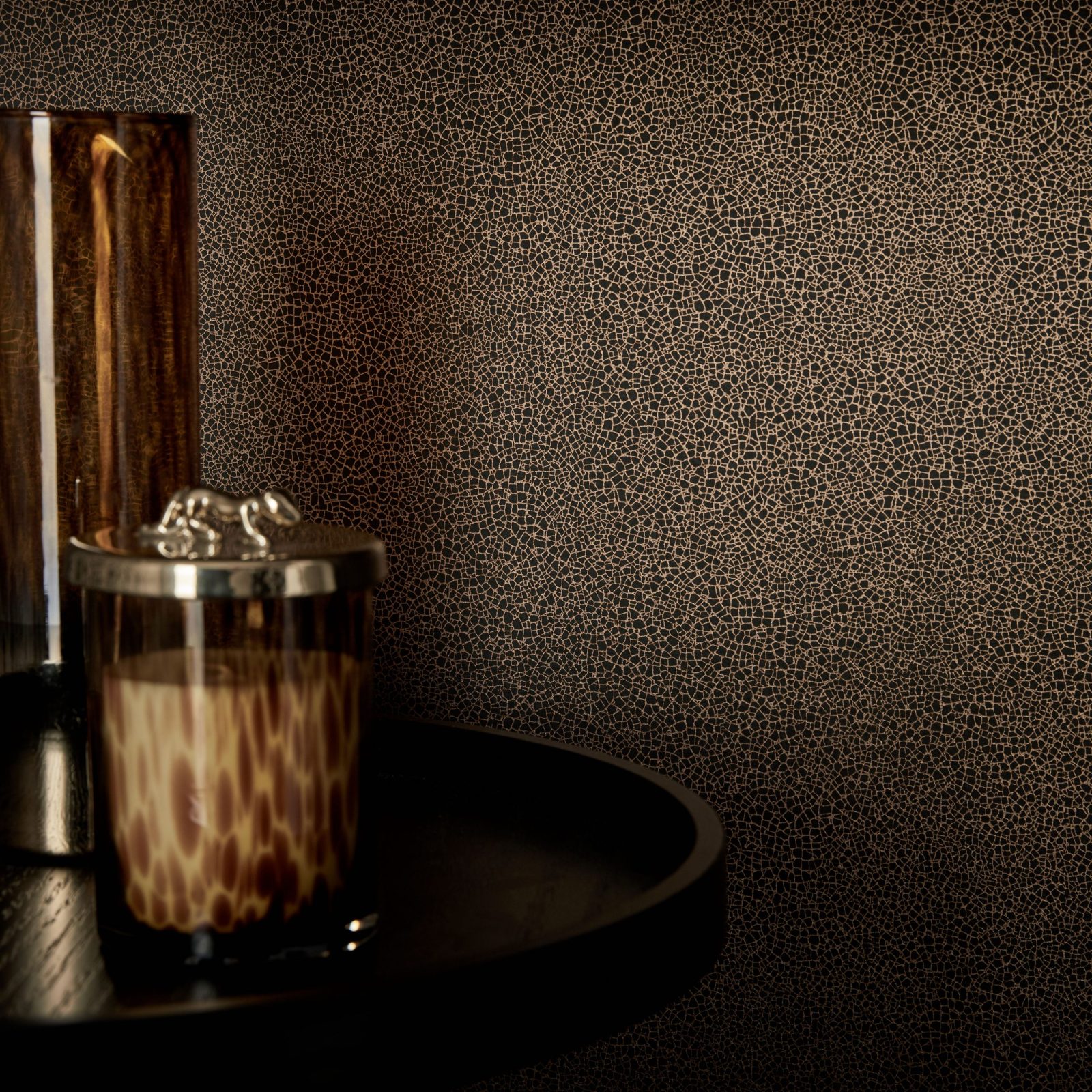 Emile, Jet Black Luxury Crackle, 1838 Wallcoverings, 5.3mp / rola 2