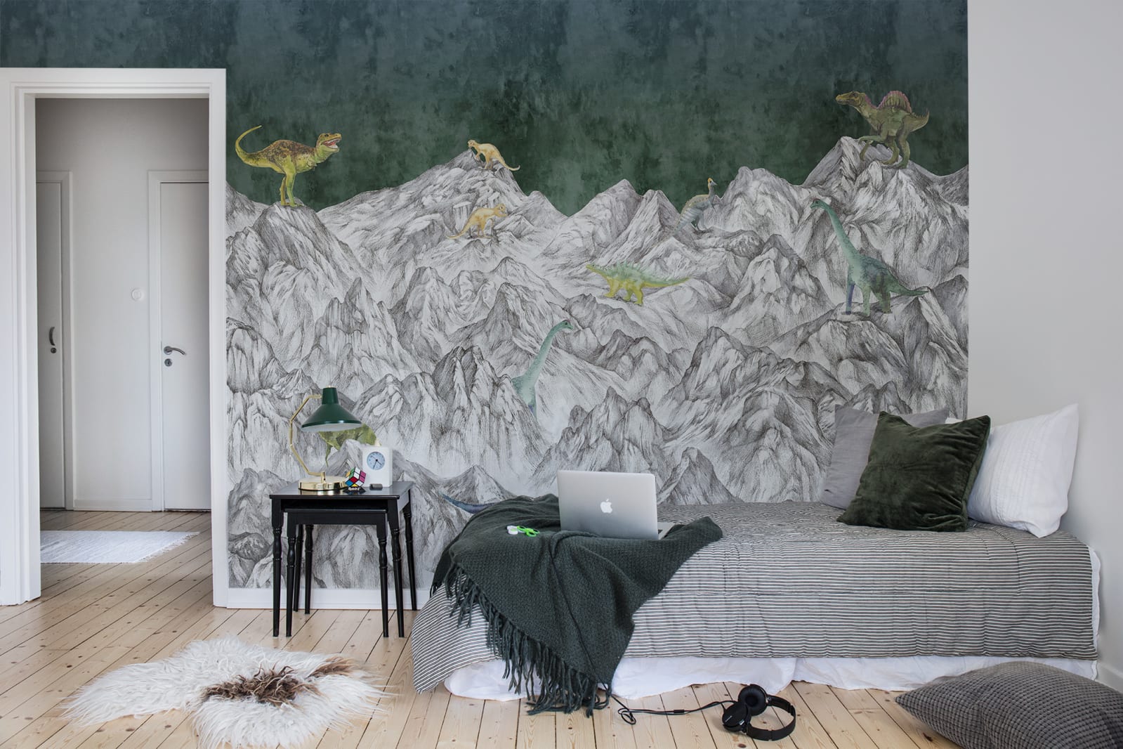 Dinosaur Mountain, Nightfall, Rebel Walls 2