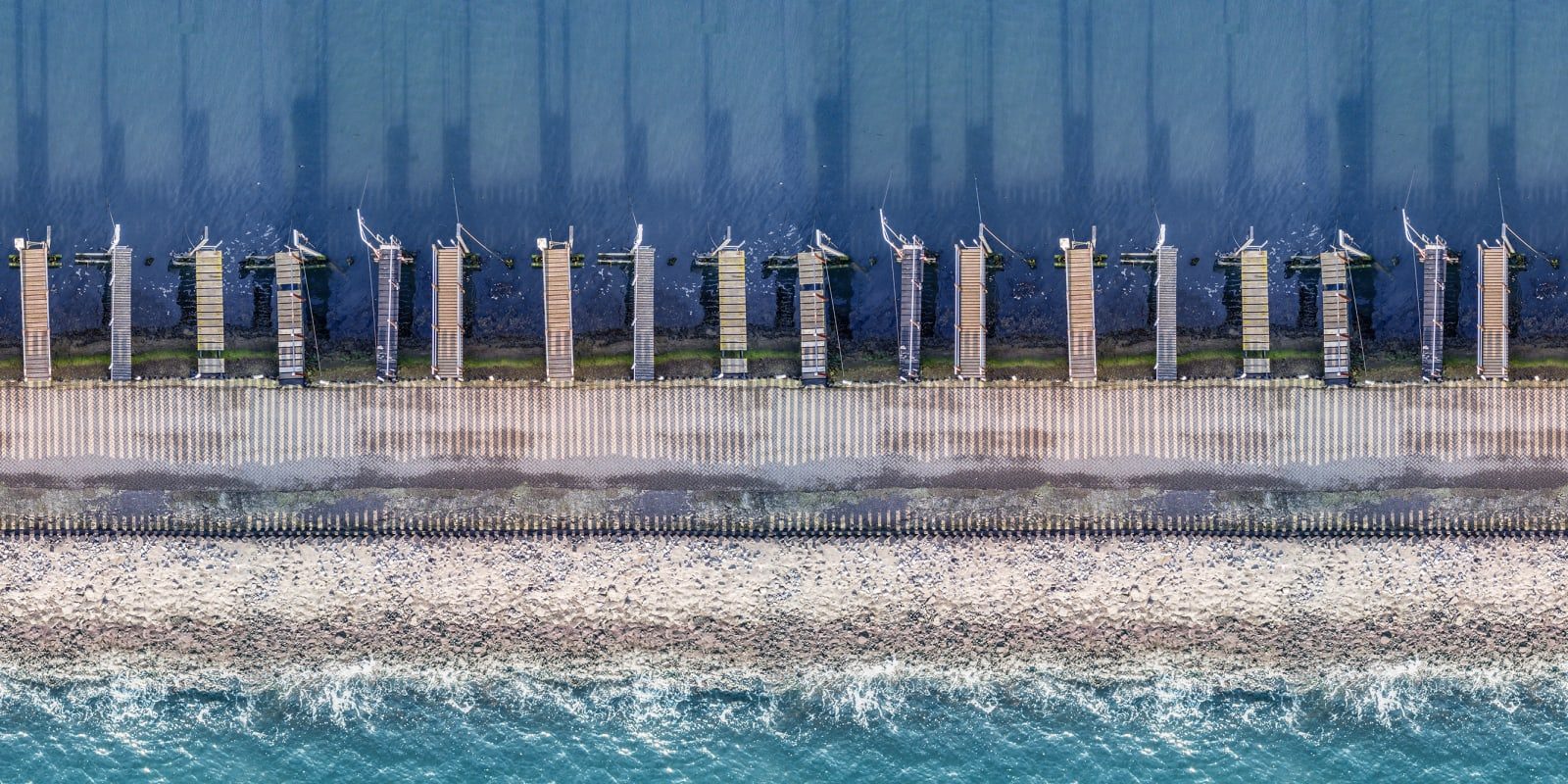 Ocean Breeze, Rebel Walls