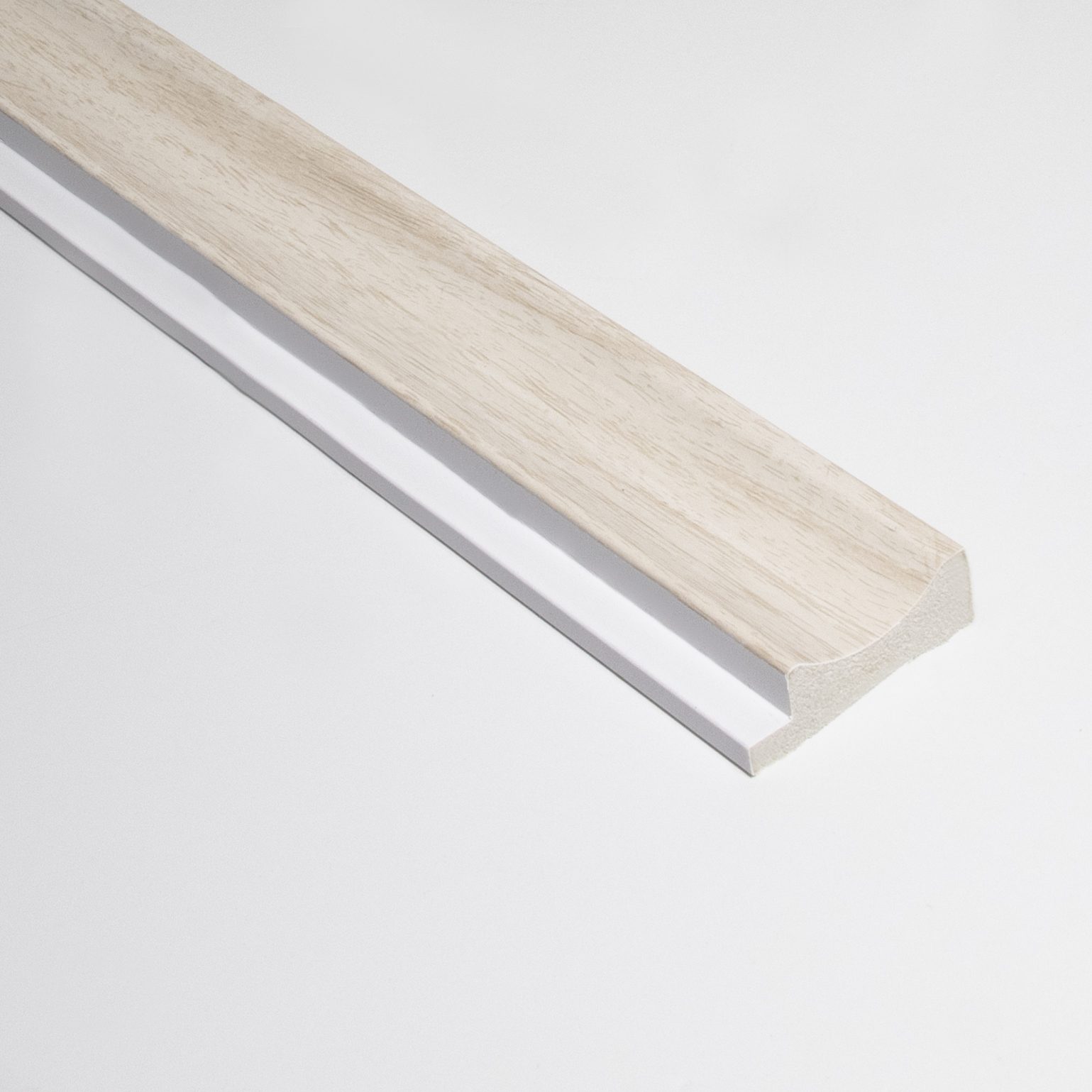 Profil stânga pentru riflaj decorativ 3D Onda, Stejar Alb, 270x3.8cm, Lamelio