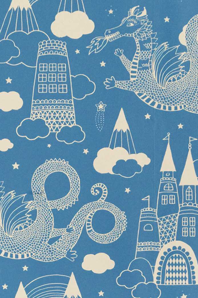 Dragon Sky, Dark Blue, Majvillan