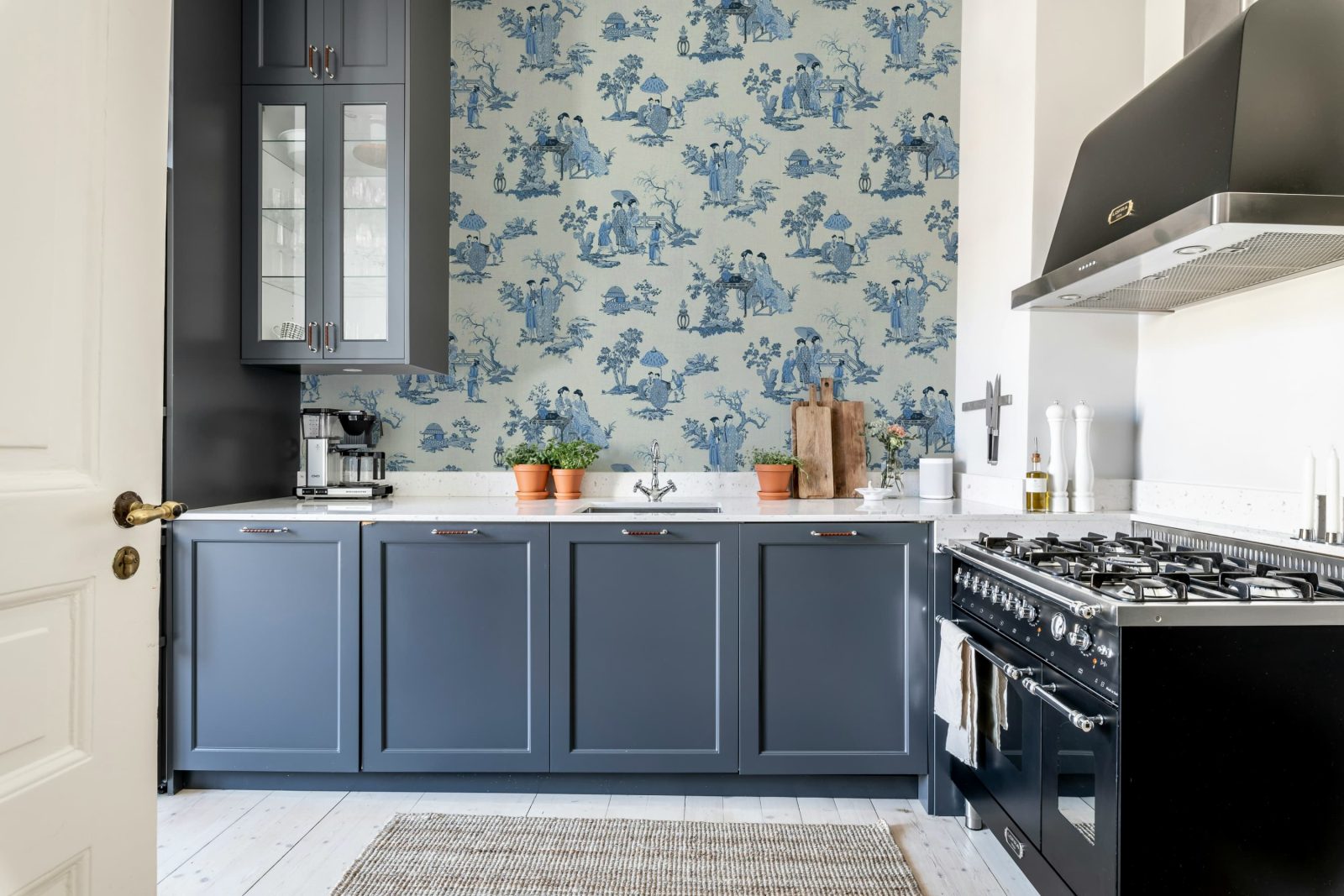 Toile Conversation, Blue, Rebel Walls 3