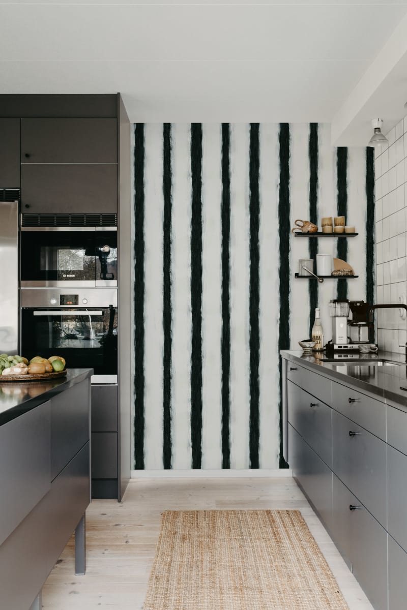 Painted Stripes, Black & White, Rebel Walls 3