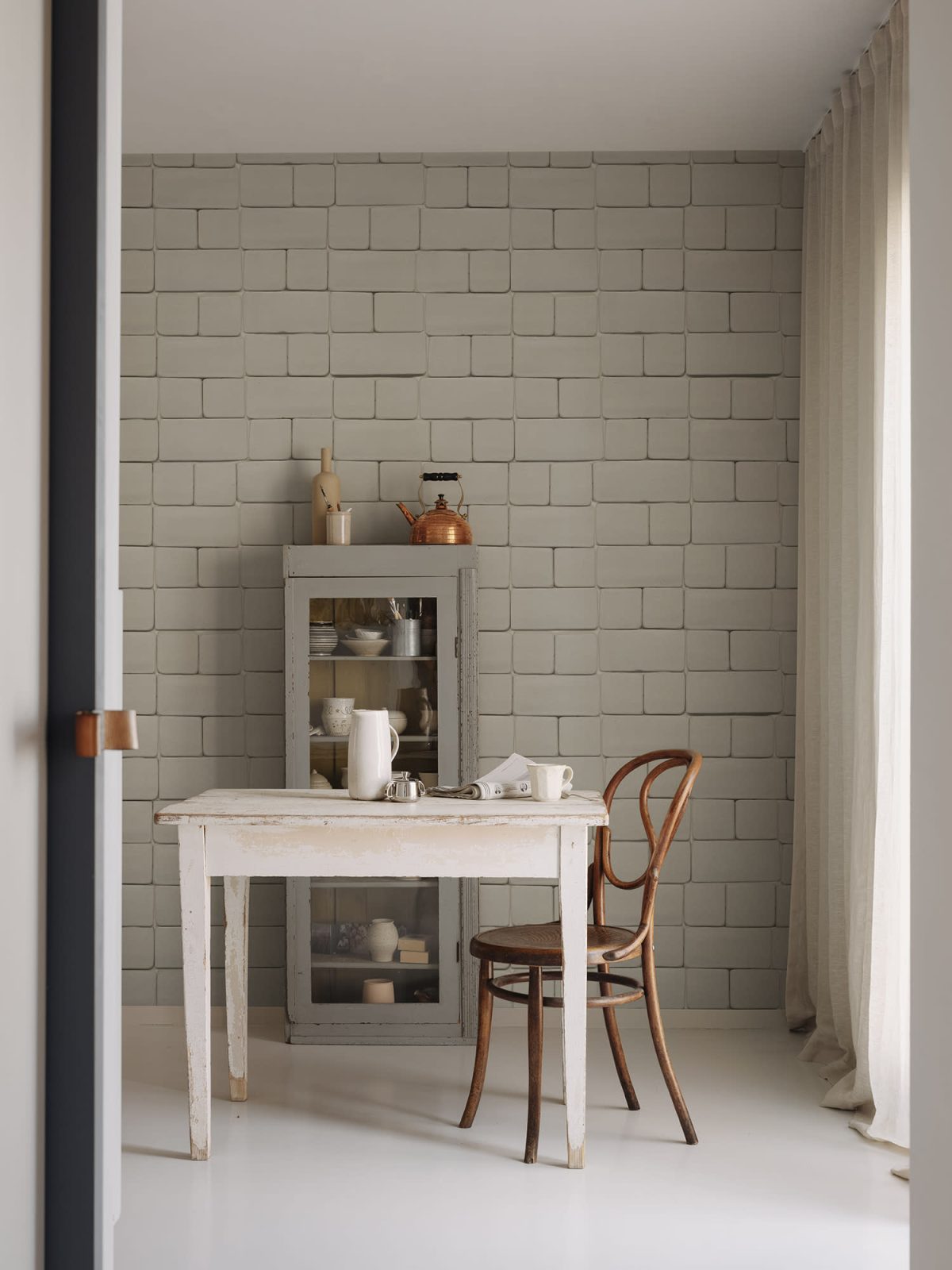 Flight of Tiles, Clay, Rebel Walls 2
