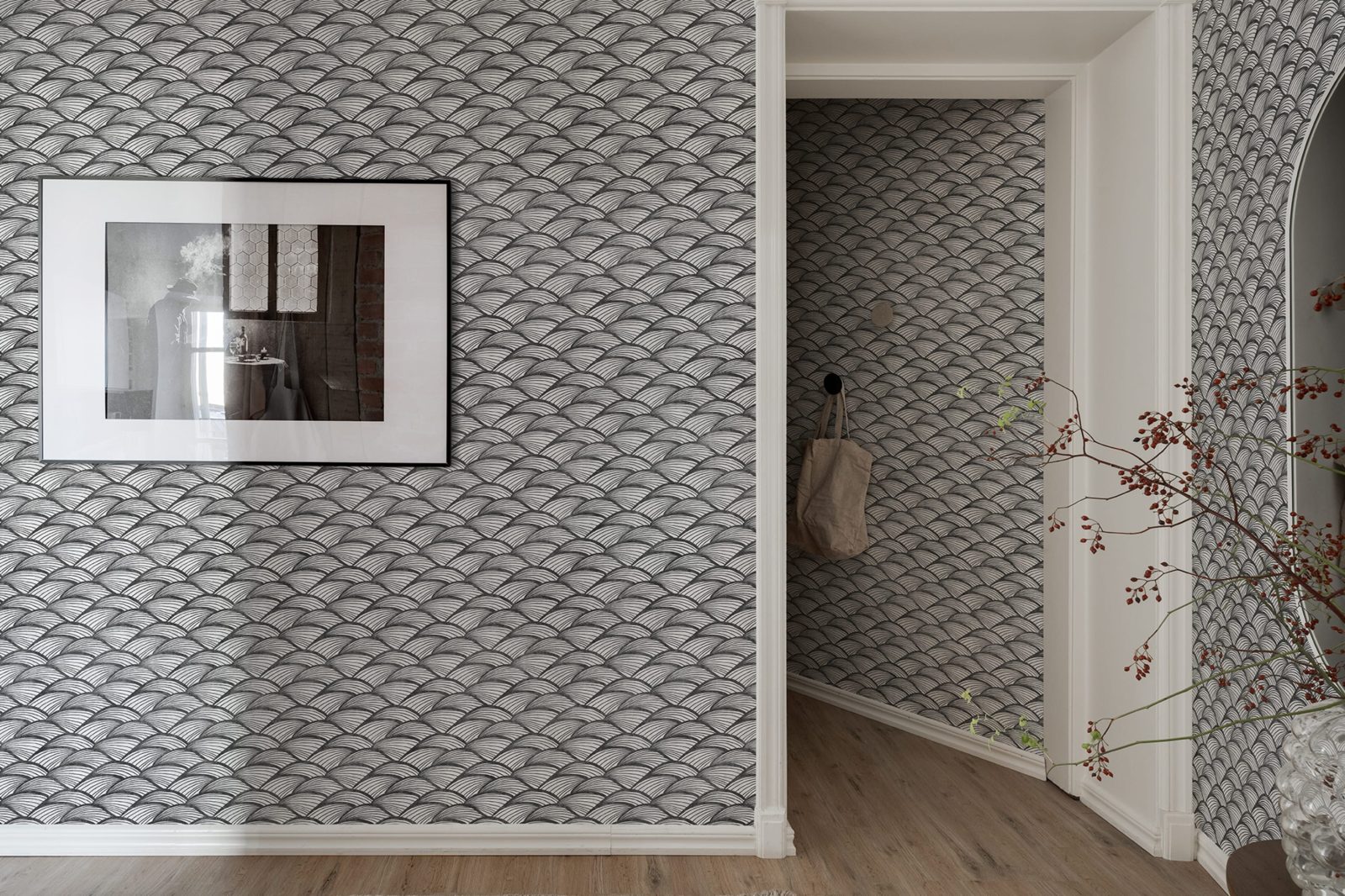 Ripple Graphite, Rebel Walls 2