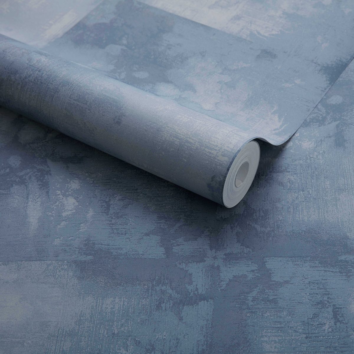 Crystalline, Agate Blue Luxury Tile, 1838 Wallcoverings, 5.3mp / rola 3