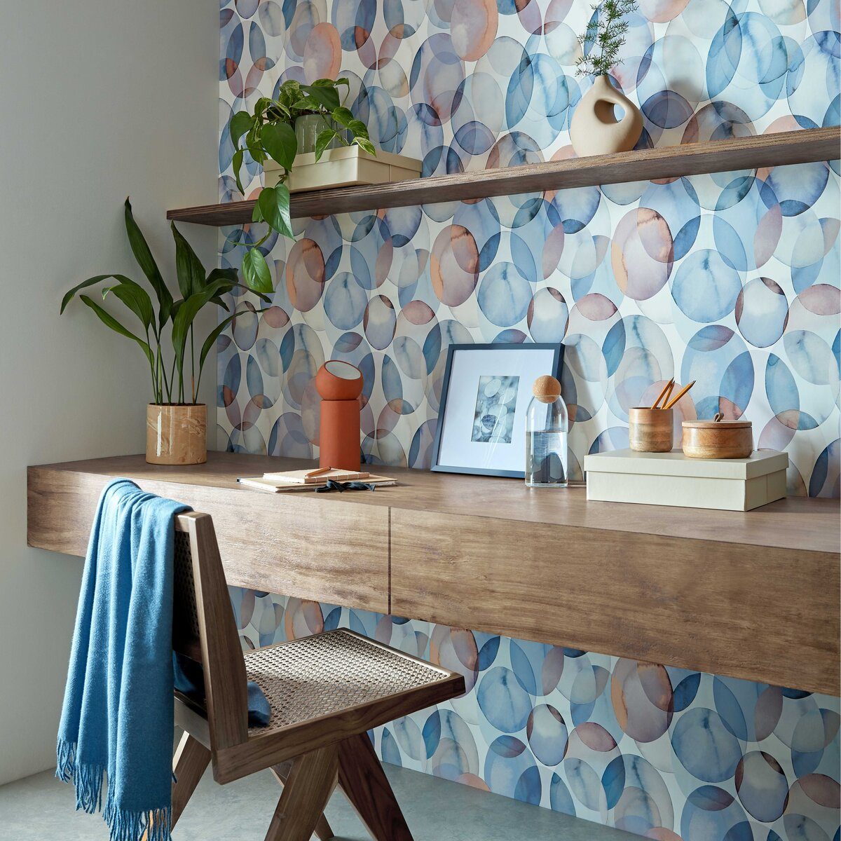 Honesty, Opal Blue Luxury Geometric, 1838 Wallcoverings, 5.3mp / rola 2