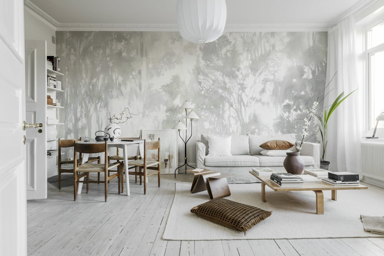 Painted Forest, Gray, Rebel Walls 2
