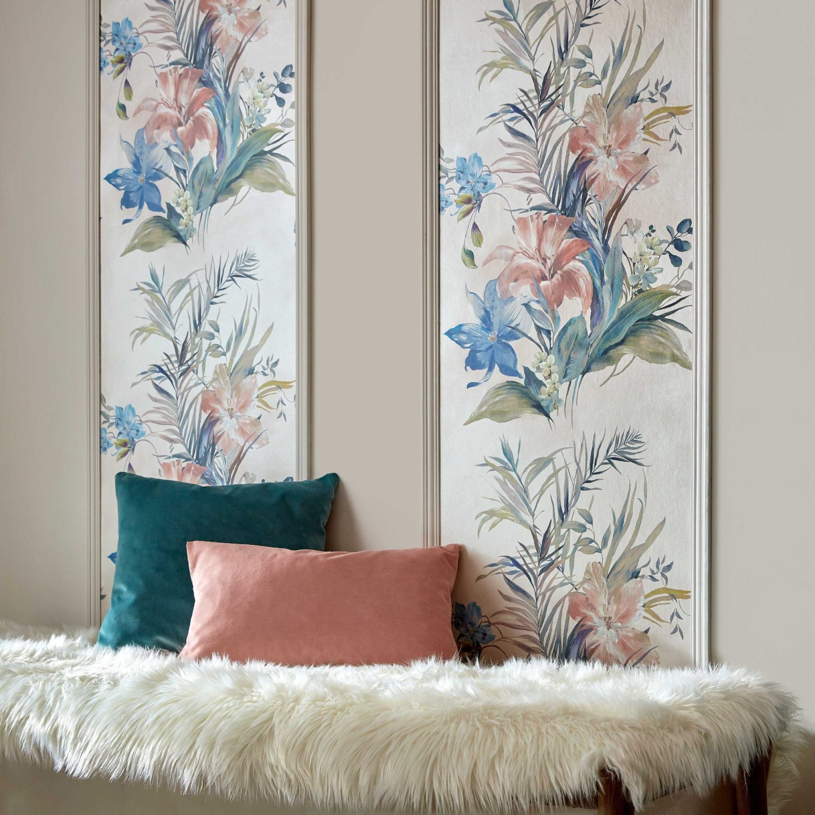 Lilliana, Cream Luxury Floral, 1838 Wallcoverings, 5.3mp / rola 2