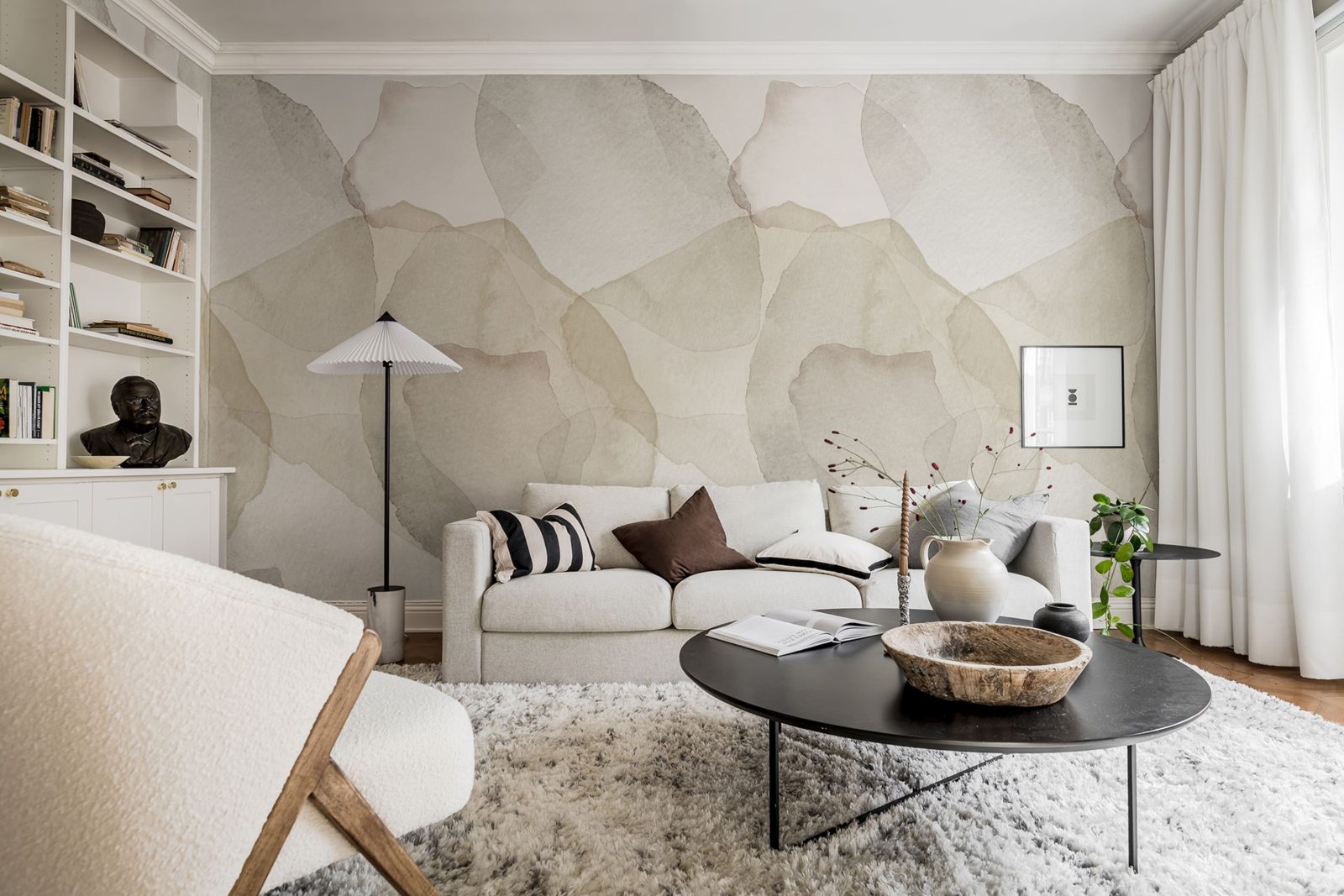 Petals, Sand, Rebel Walls 3