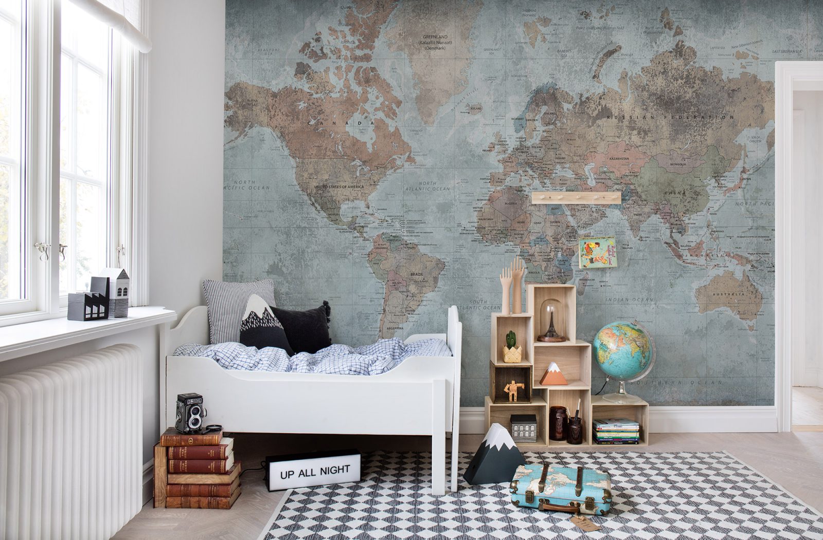 Around the World, Rebel Walls 3