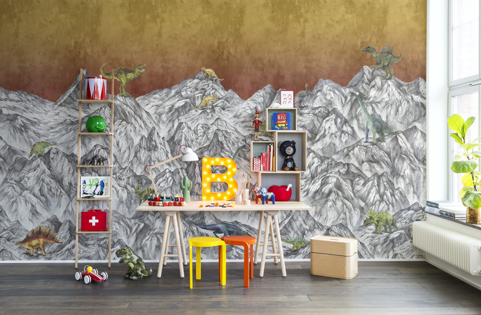 Dinosaur Mountain, Volcano, Rebel Walls 3