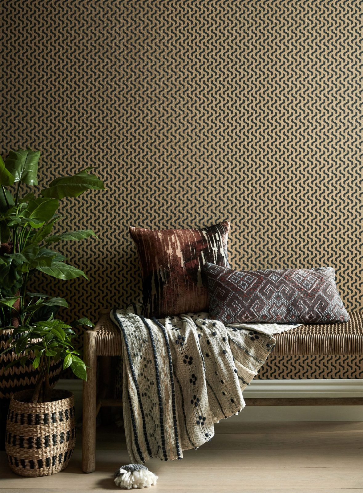 Rattan, Bracken Gold and Black Luxury Geometric, 1838 Wallcoverings, 5.3mp / rola 2