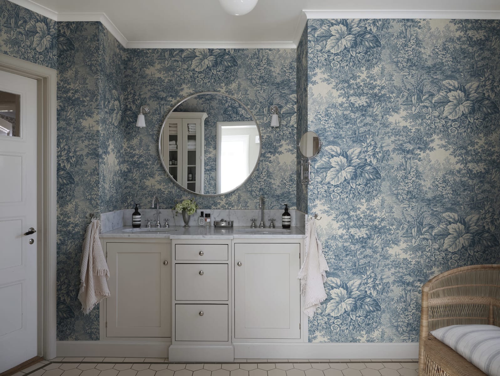 Forest Toile, Blue, Sandberg 3