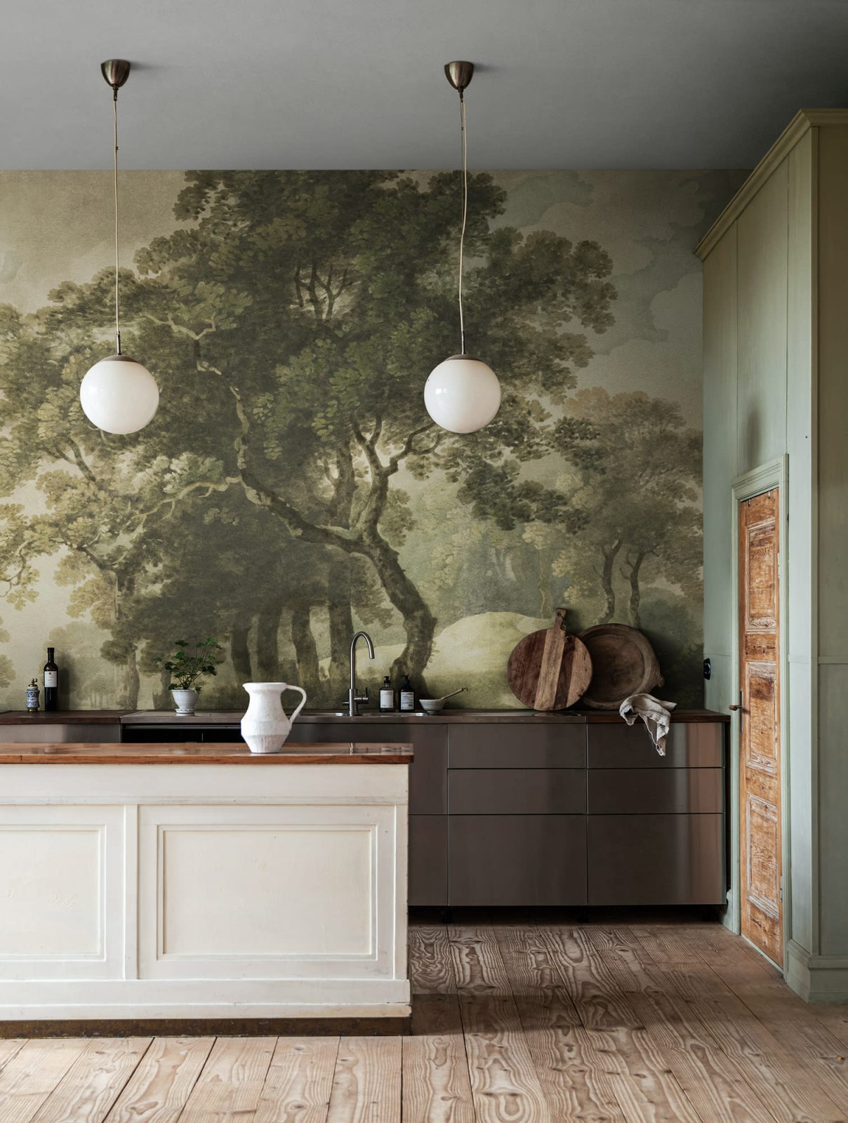 The Vintage Grove, Green, Rebel Walls 3