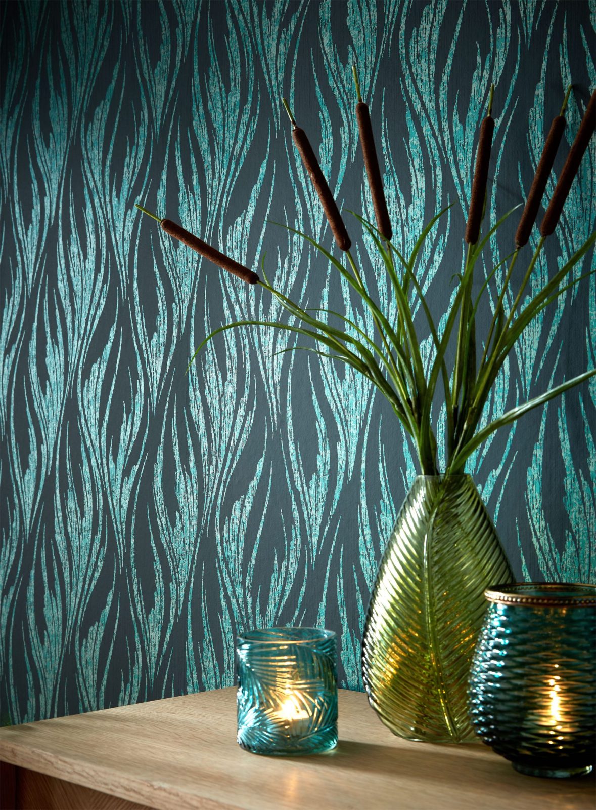 Ripple, Mineral Green and Black Luxury Feature, 1838 Wallcoverings, 5.3mp / rola 2
