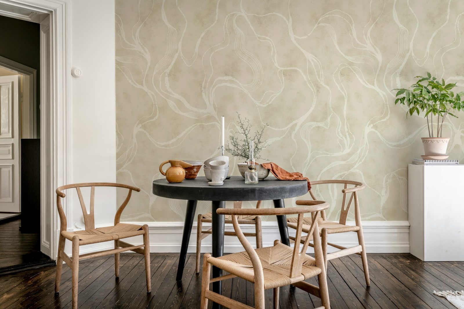 Soft Curve, Beige, Rebel Walls 2
