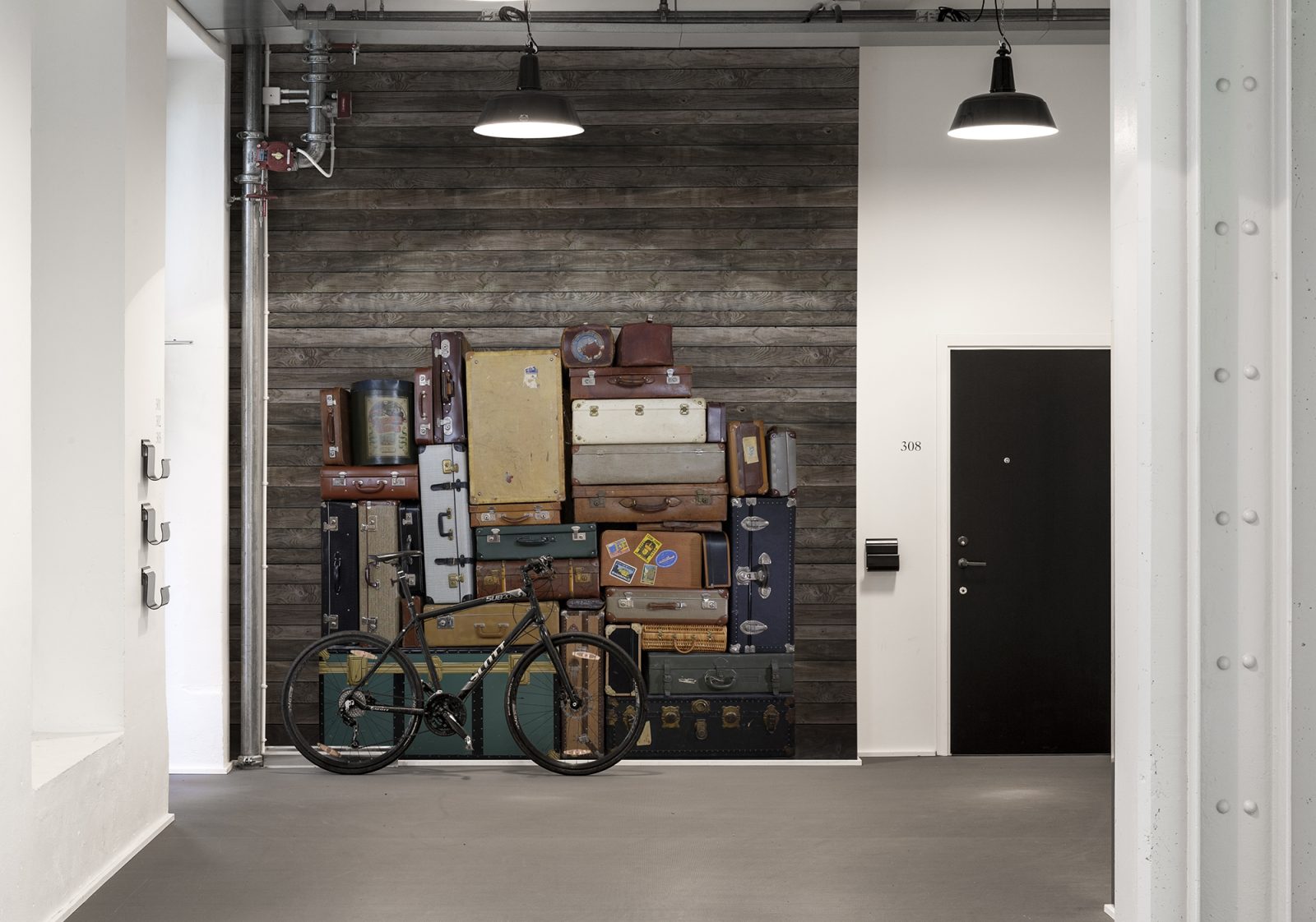 Stacked Suitcases, Heap, repetitiv, Rebel Walls 2