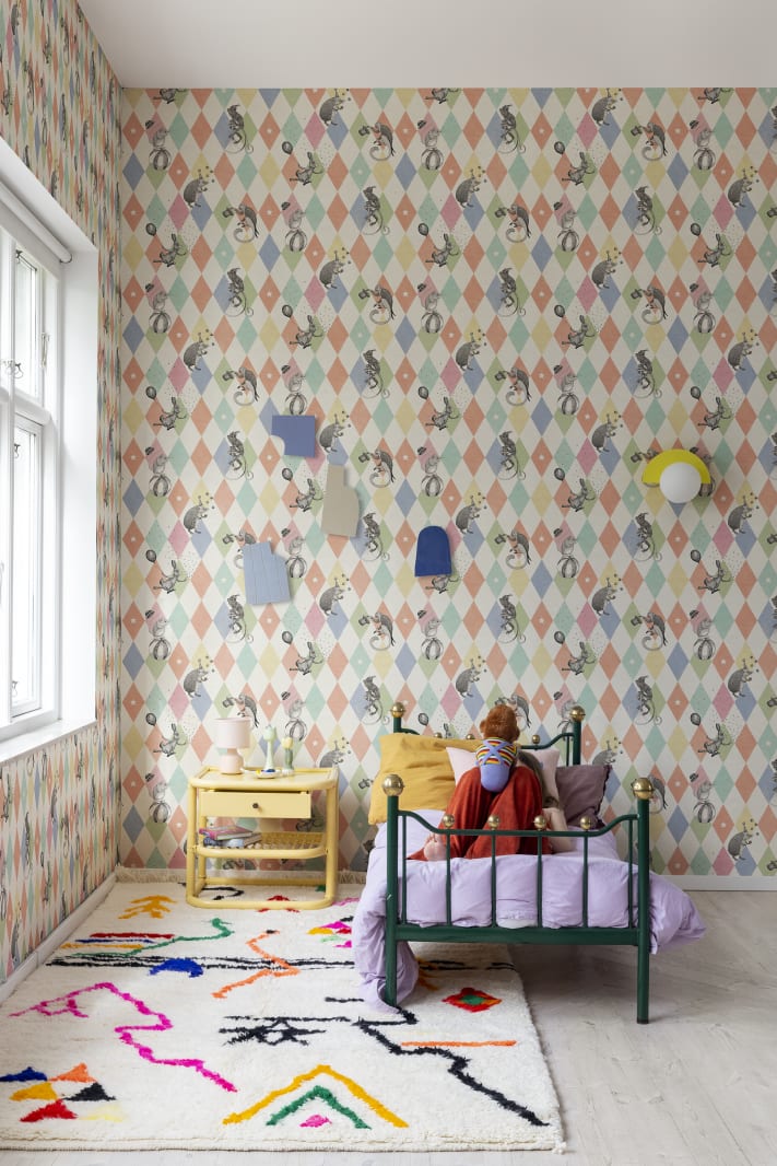 Circus Corner, Rainbow, Rebel Walls 5