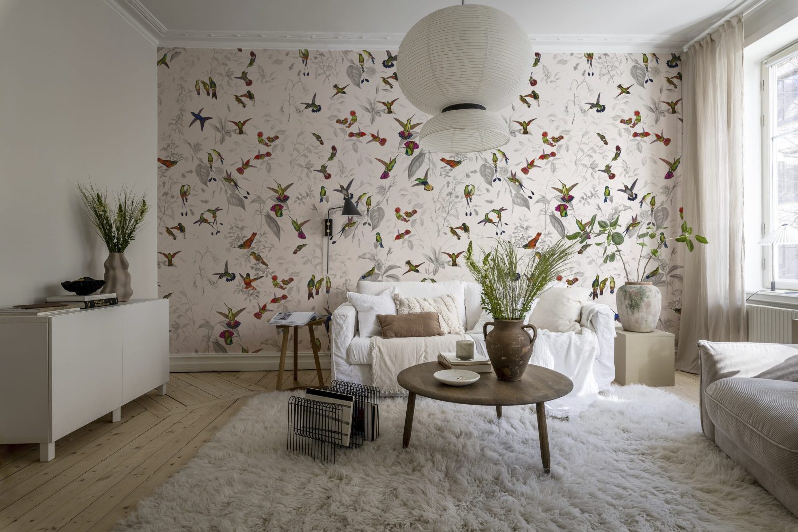 Hummingbird, Light, Rebel Walls 2