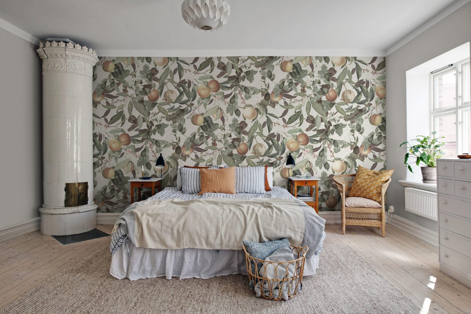 Peach Valley Bold, Spring, Rebel Walls 3
