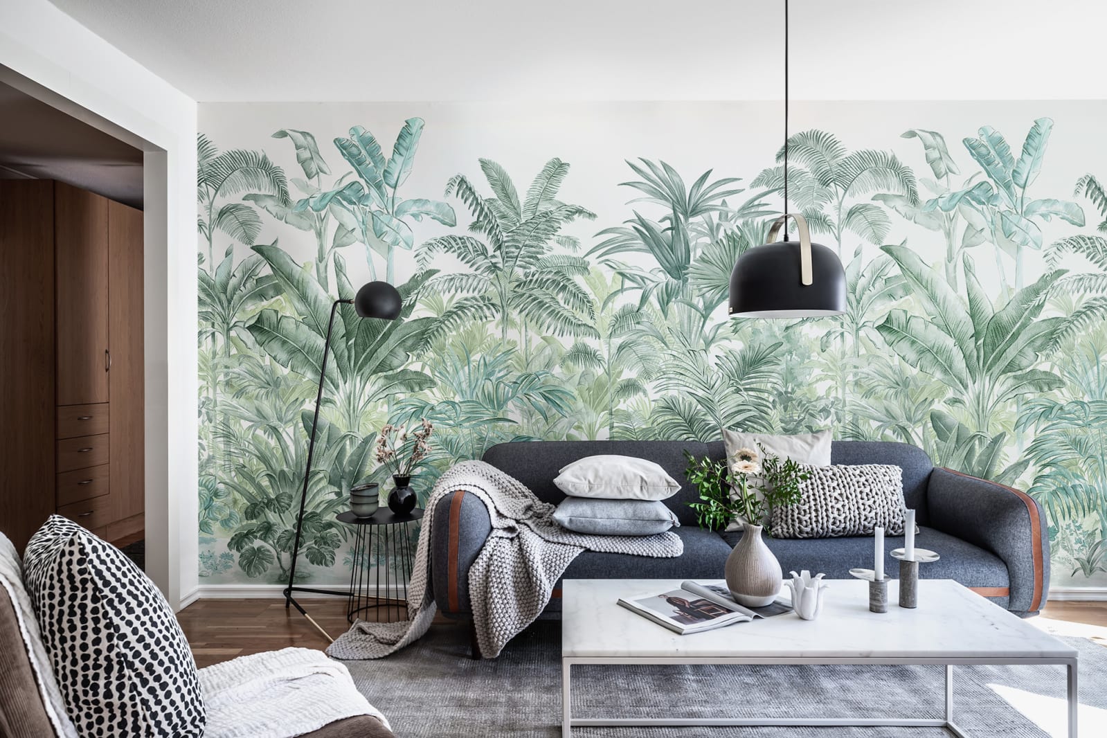 Pride Palms, Emerald, Rebel Walls 2