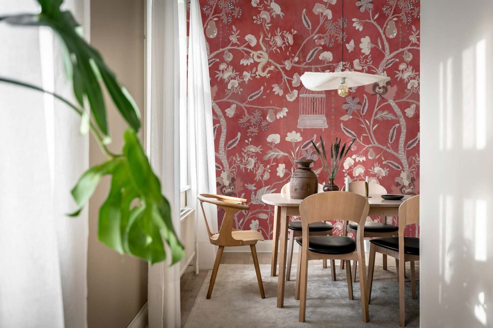 Mystic Garden, Red, Rebel Walls 2