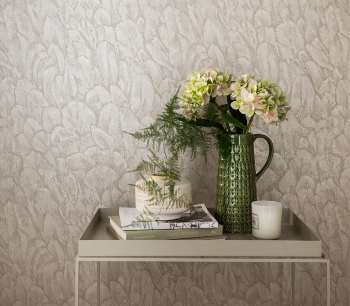 Tranquil, Pearl Cream Luxury Feather, 1838 Wallcoverings, 5.3mp / rola 2