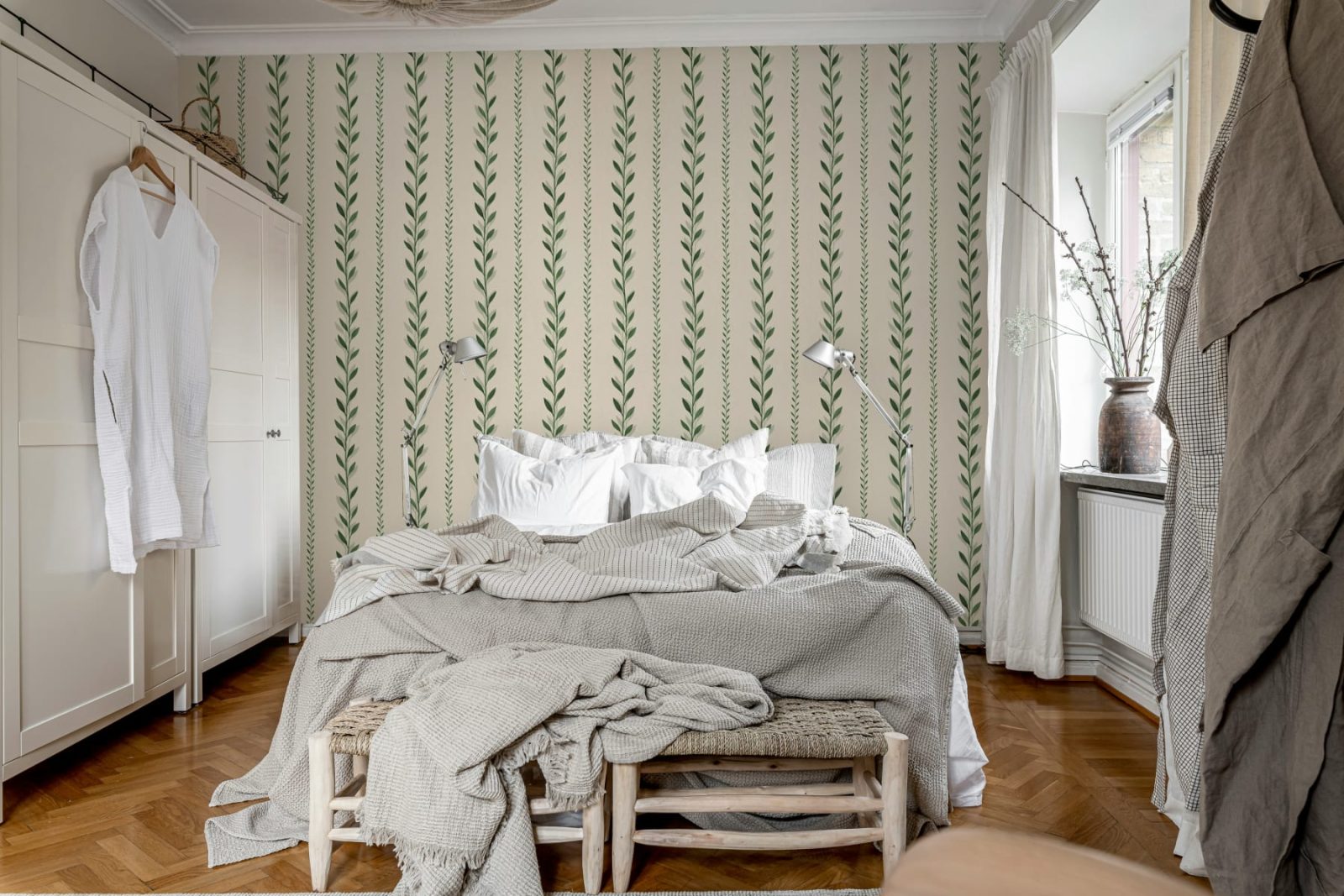 Bayleaf Stripe, Green, Rebel Walls 3