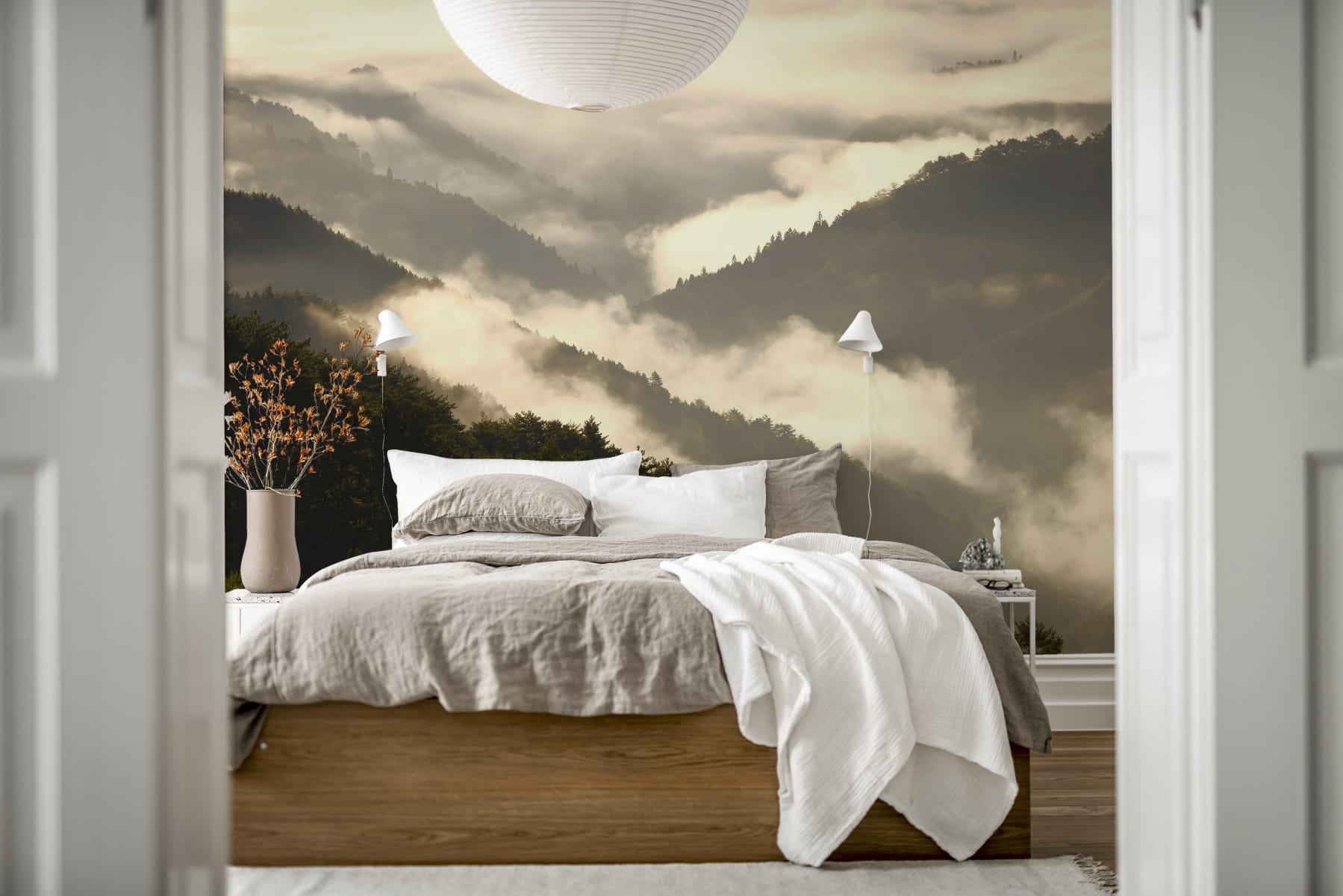 Mountain View, Rebel Walls 2