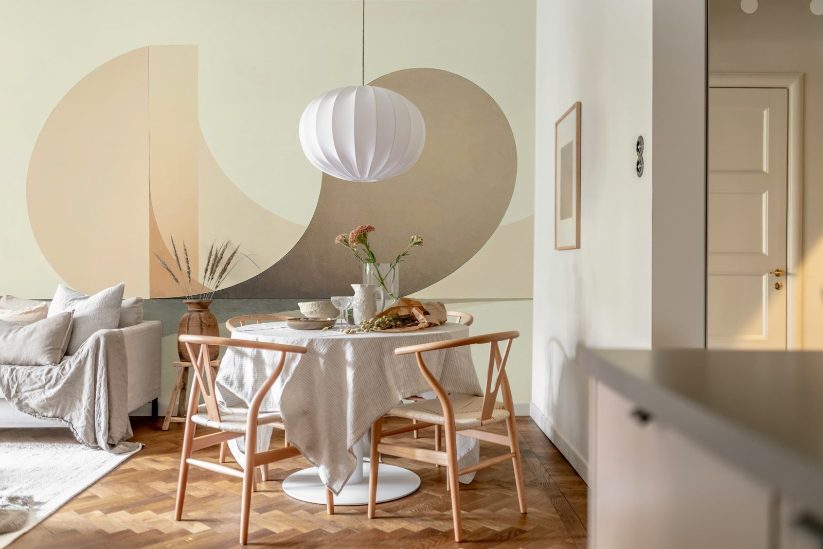 Circle Landscape, Beige, Rebel Walls 3