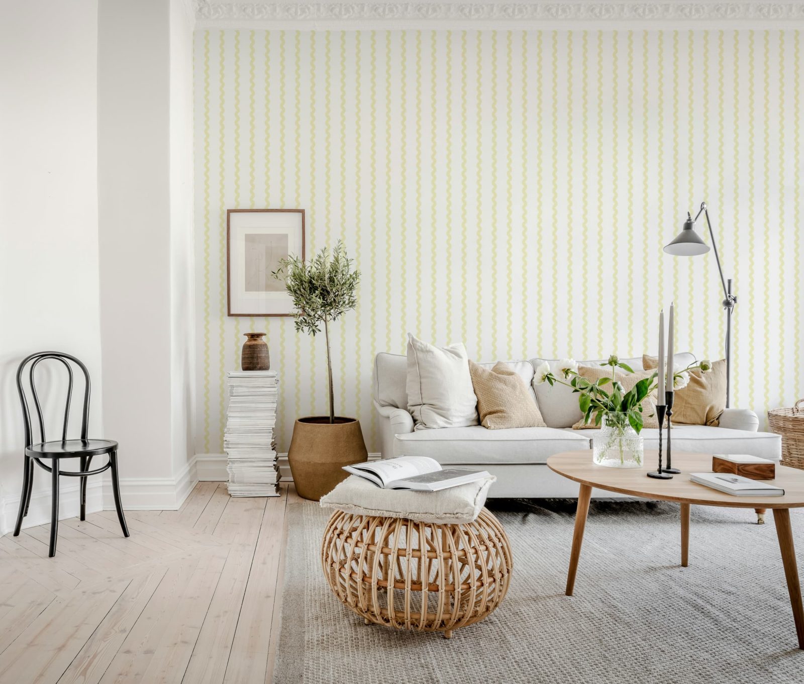 Wobbly Stripe, Cloud Dancer, Rebel Walls 3