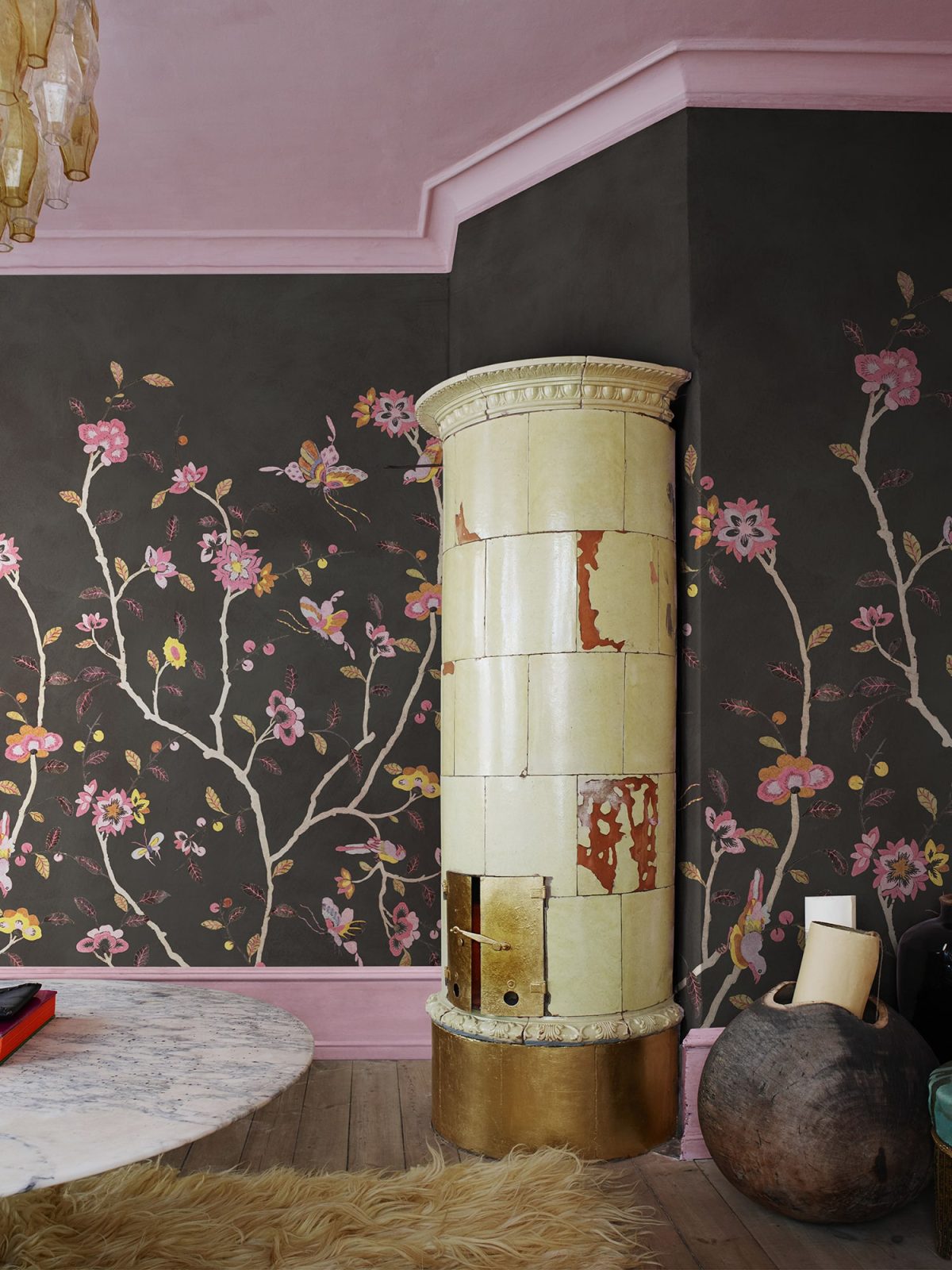 Whispering Petals, Black, Rebel Walls 2