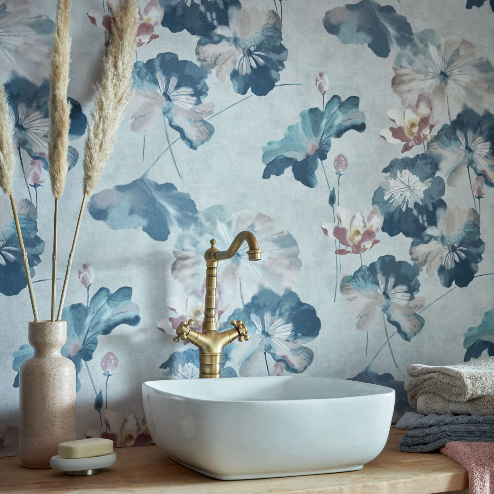 Water Lilies, Blue Dusk Luxury Floral, 1838 Wallcoverings, 5.3mp / rola 2
