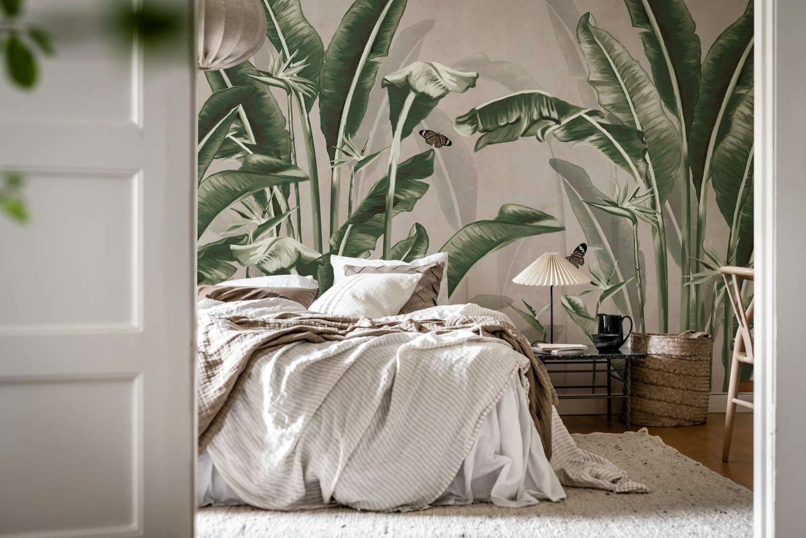 Tropical Breeze, Day, Rebel Walls 3