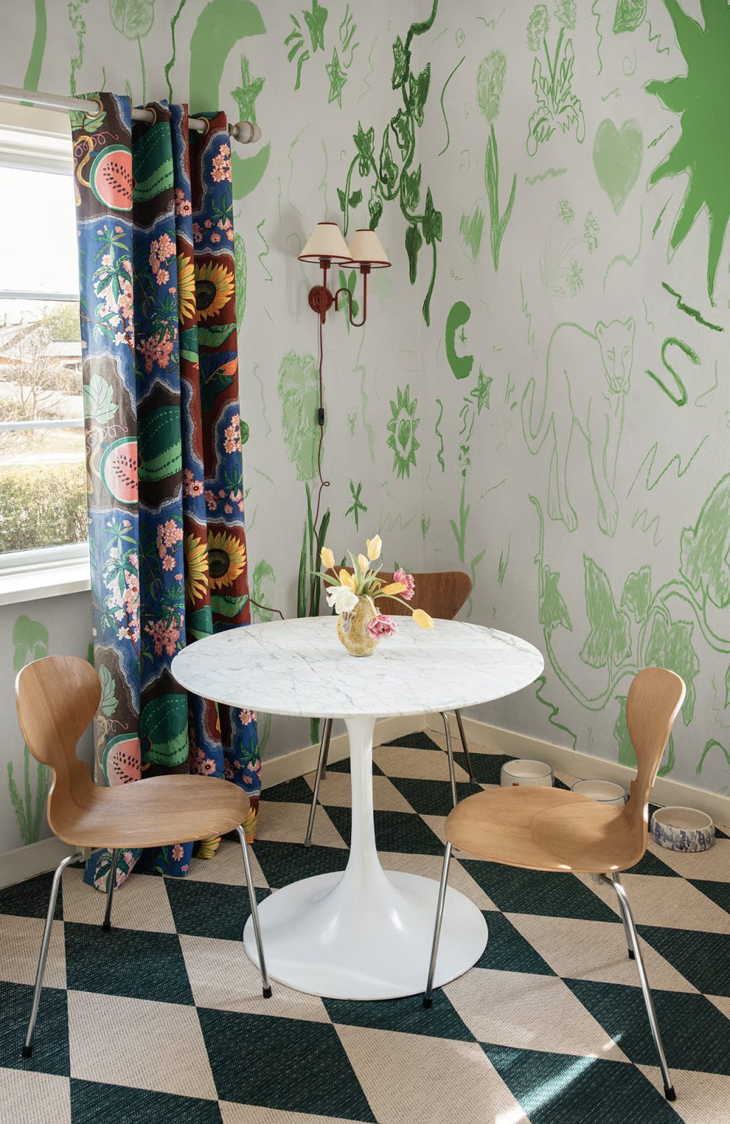 Chroma, Green, Rebel Walls 2