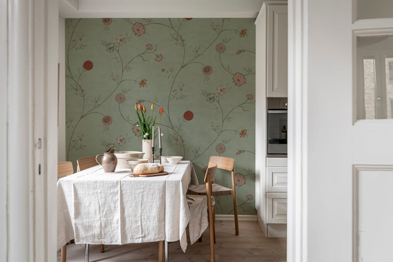 Grand Flower Thread, Green, Rebel Walls 2