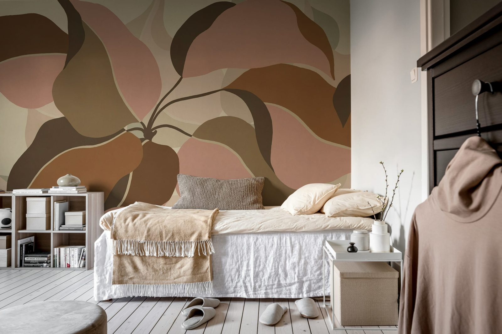 Grand Verdant, Pink, Rebel Walls 3