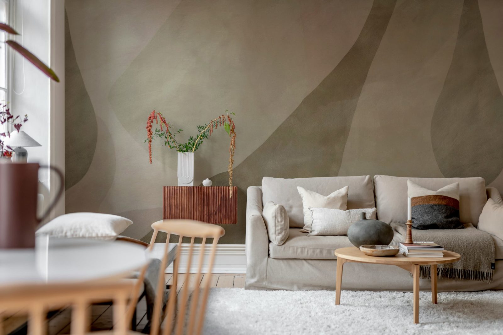 Shapes in Motion, Beige, Rebel Walls 3