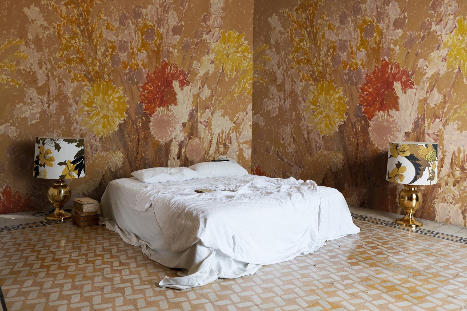 Lilians Bed, Sunrise, Rebel Walls 2