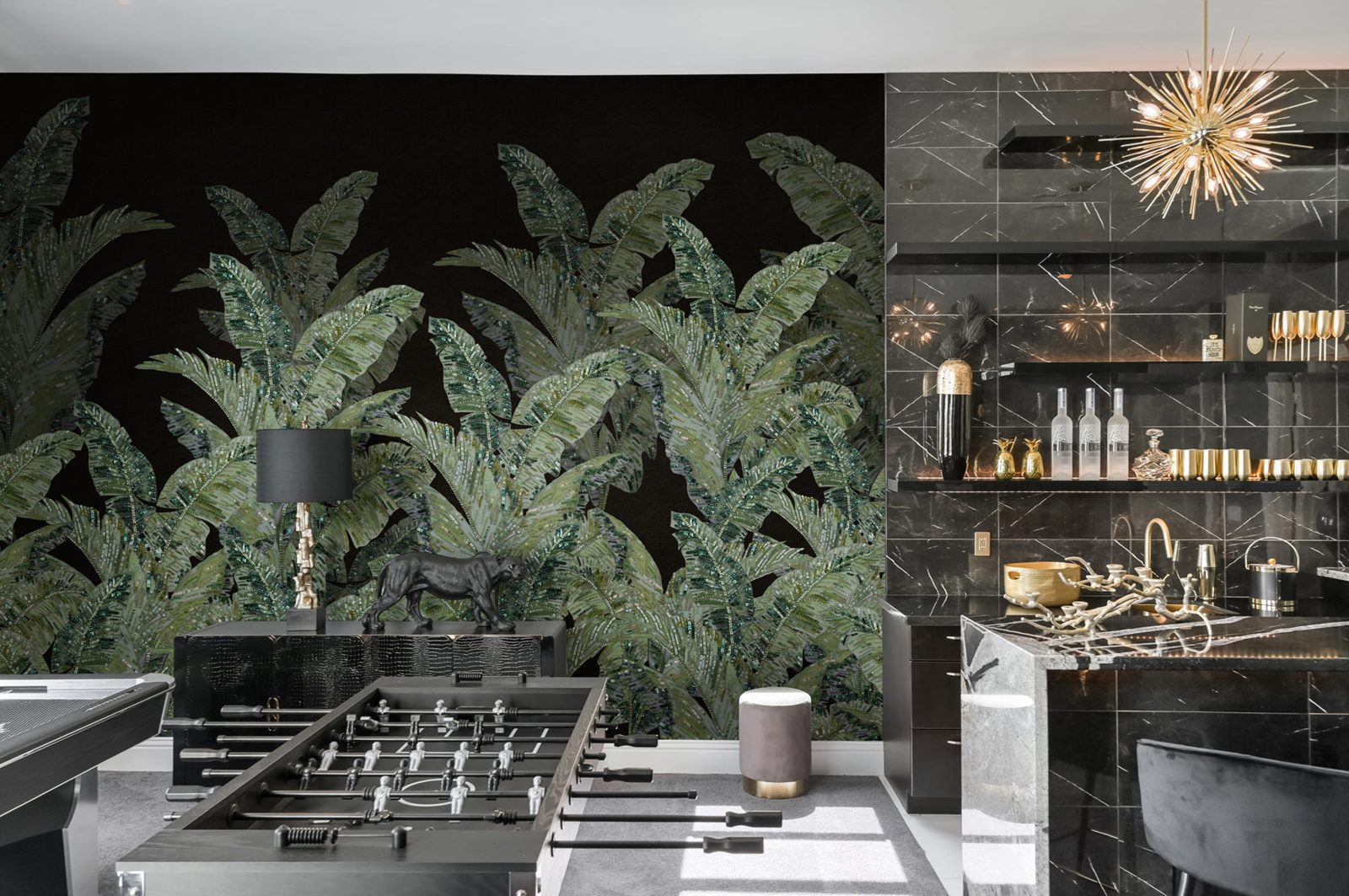 Jungle Pearl, Black, Rebel Walls 3