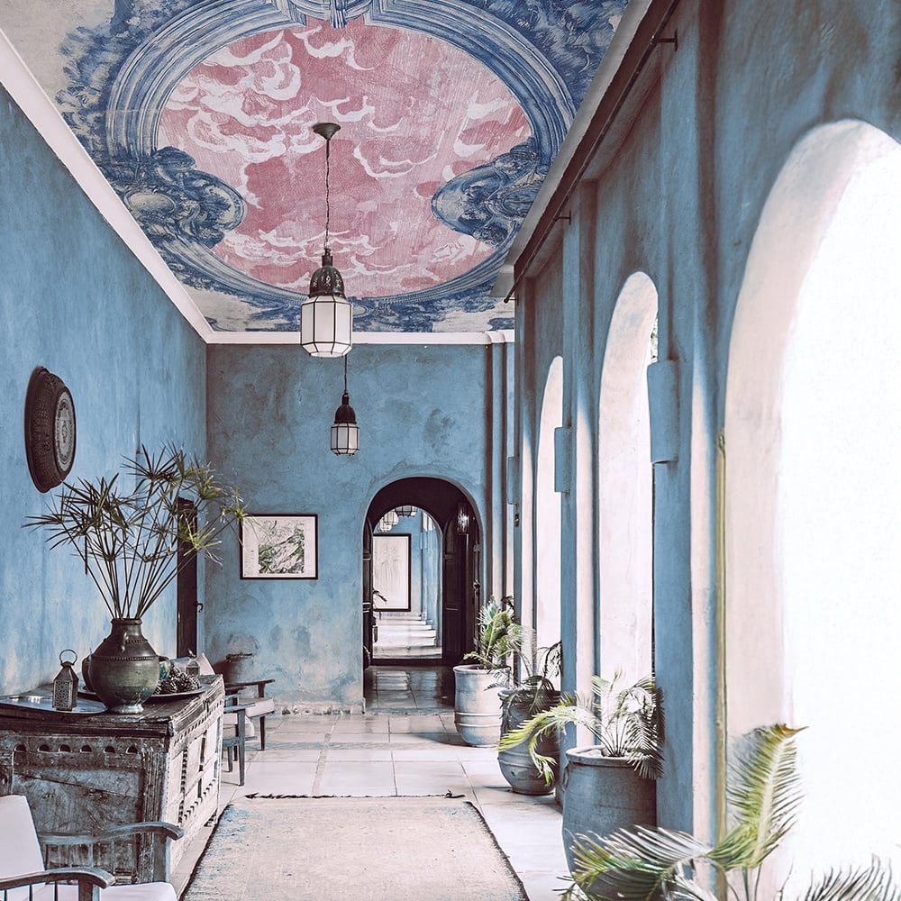 Porcelain Sky, VLAdiLA 2