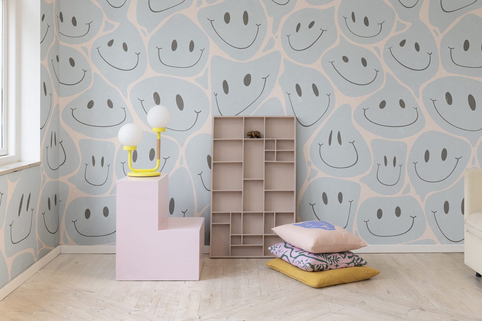 Happy Rebel Light Blue, Rebel Walls 2