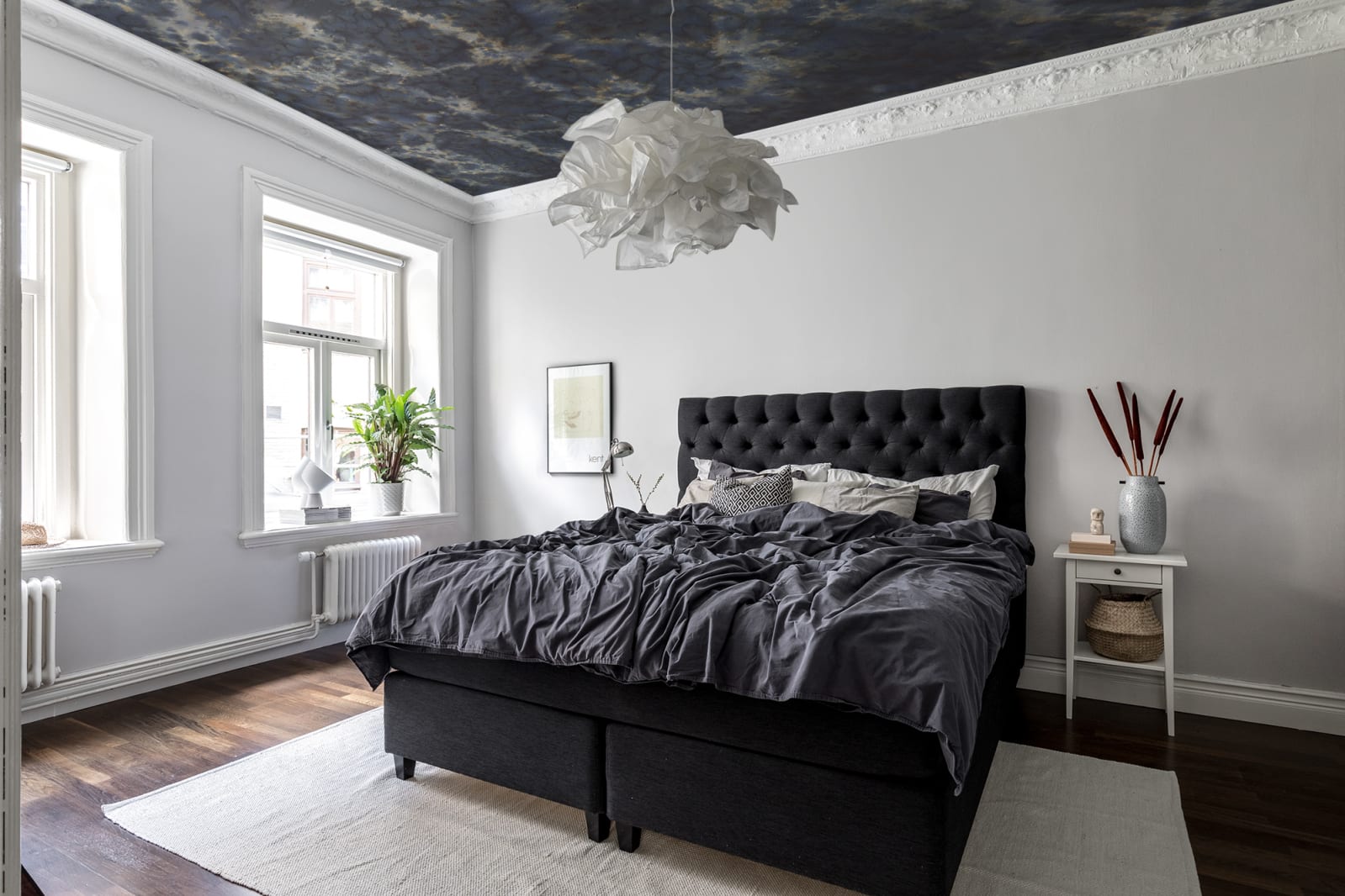 Flow, Dark Blue, Rebel Walls 3