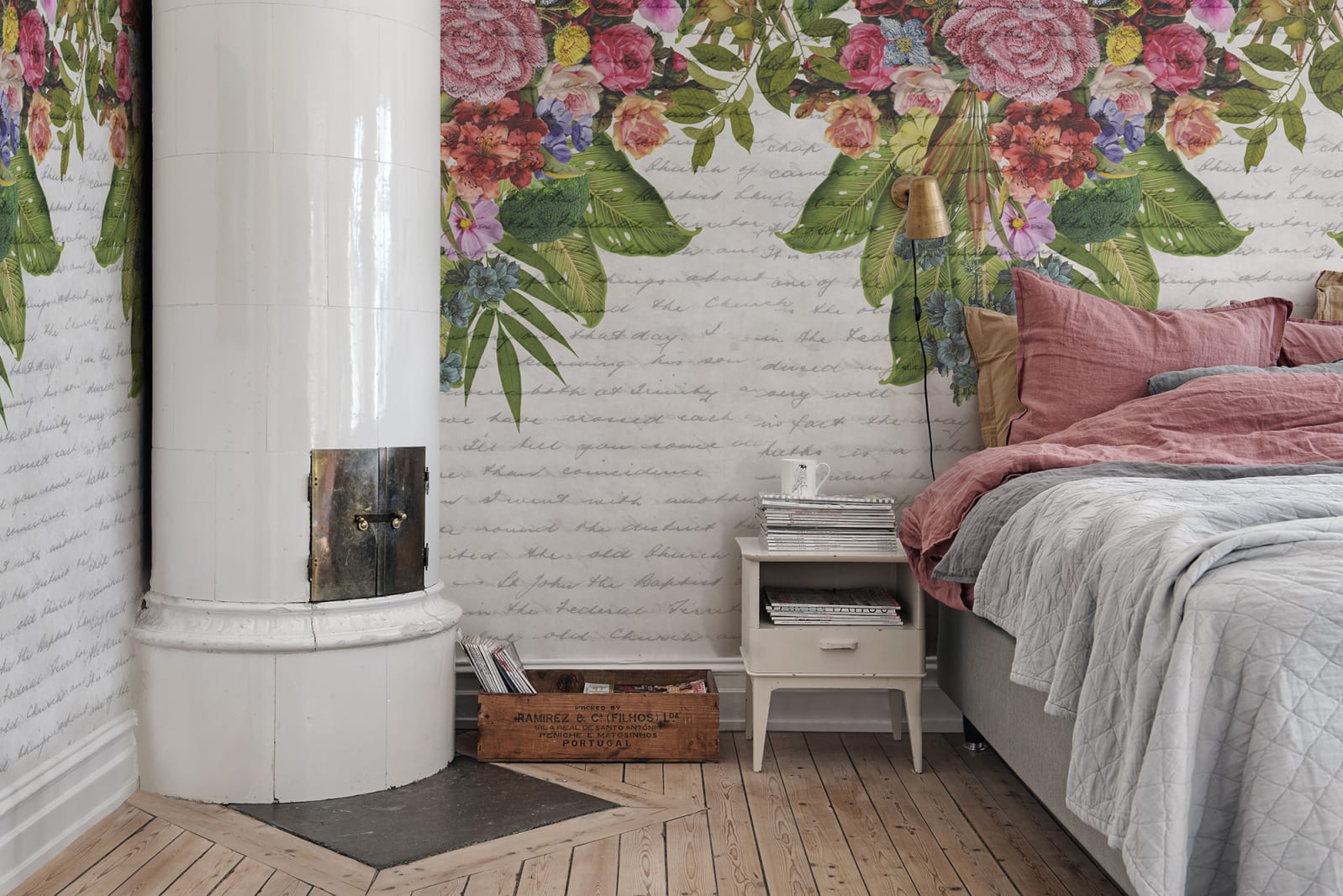 Flower Burst, Rebel Walls 2