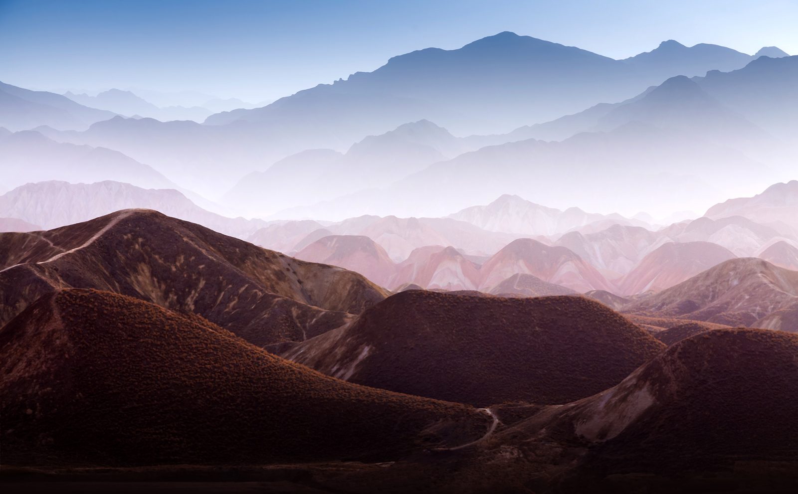 Gradient Mountains, Rebel Walls
